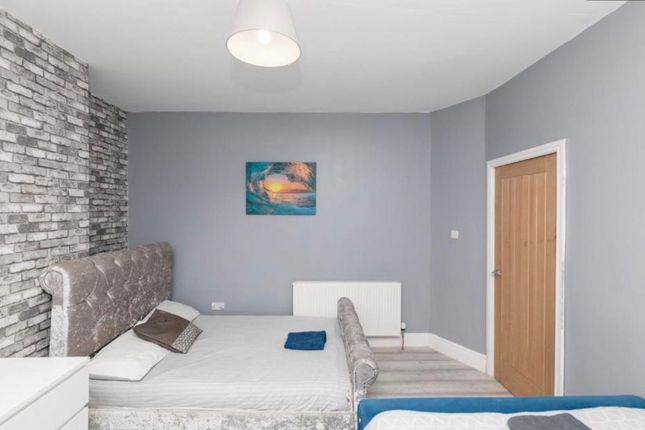 9, Seaside Lane, Sunderland photo 5