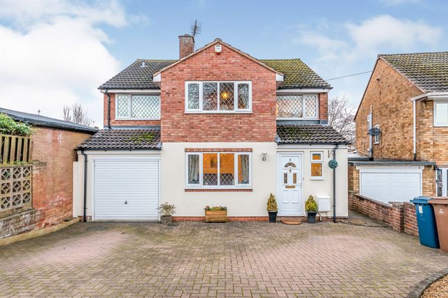 5 bed detached house for sale in Bideford Avenue, Stafford ST17