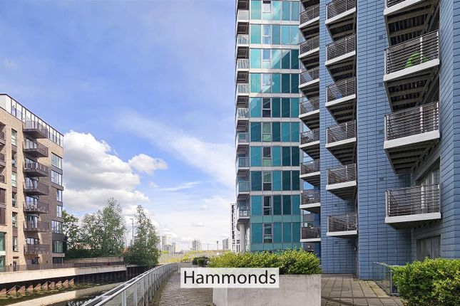 17 George Hudson Tower, High Street, London photo 2