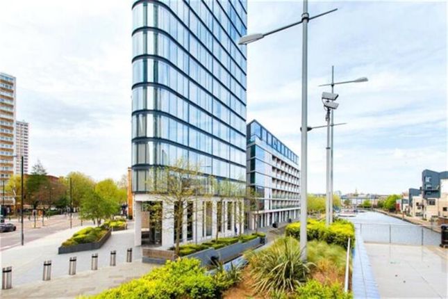 Chronicle Tower, London photo 4