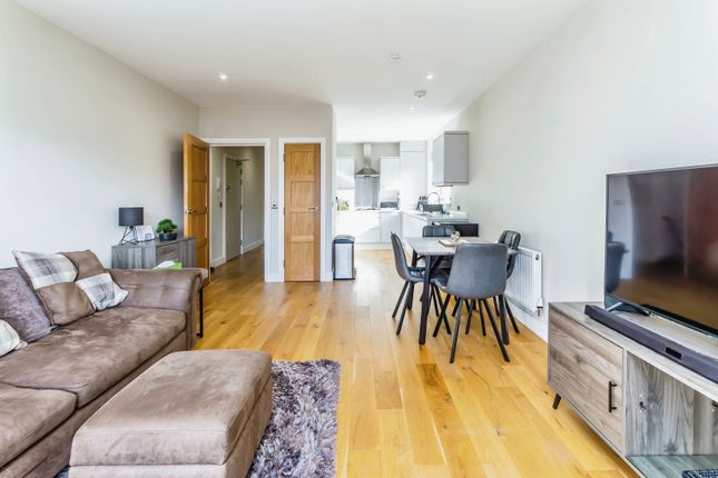 Flat for sale in 20 Smitham Bottom Lane, Purley