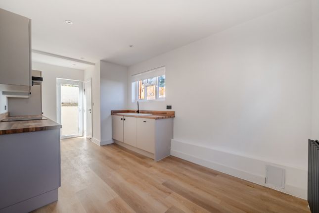 84, Cline Road, Surrey photo 3