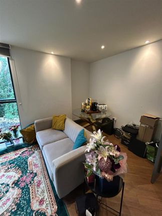 Photo-2025-10-02-17-27-12 3.Jpg