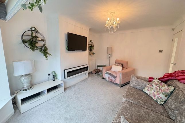 32, Alexander Drive, Liverpool photo 2