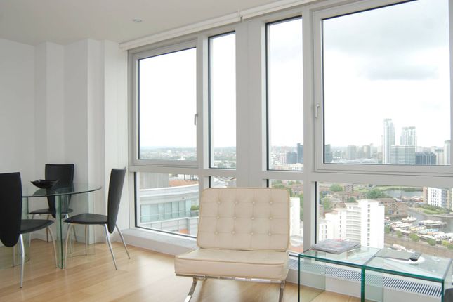 Thumbnail Studio to rent in Ontario Tower, Canary Wharf, London