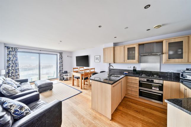 36 Quay West Apartments, Quayside, Bridport photo 3