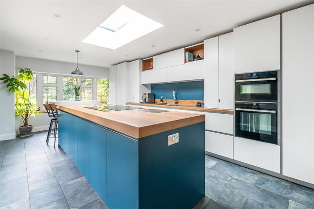 Ranmore, Fir Tree Road, Leatherhead photo 3