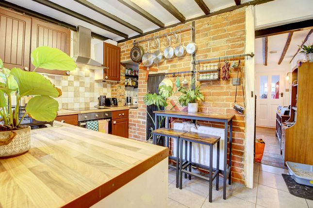 44, Upper Hale Road, Farnham photo 5