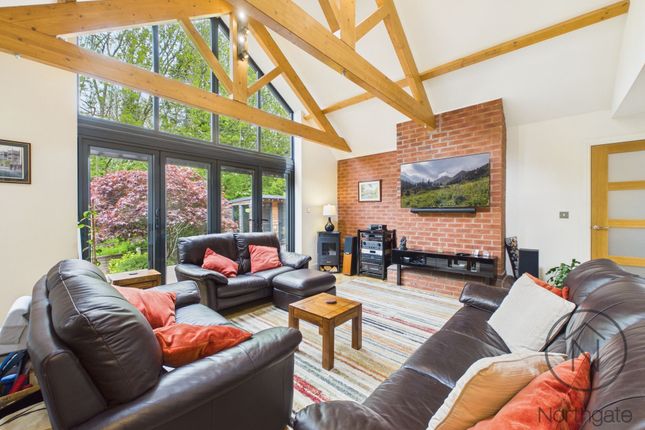 8 Colwell Court, Newton Aycliffe photo 3
