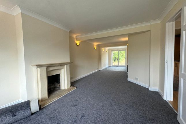 76, Church Lane, Crawley photo 4