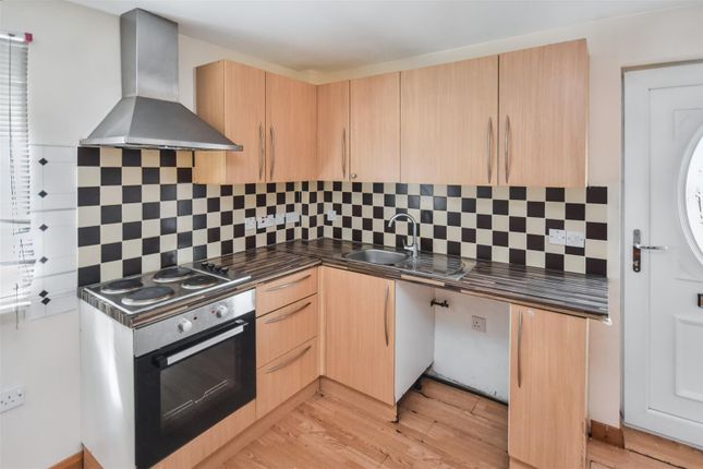 Flat 1C, Sandby Road, Corby photo 2