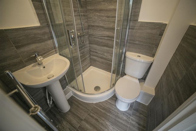 Room 5, 211, Wood End Road, Birmingham photo 5