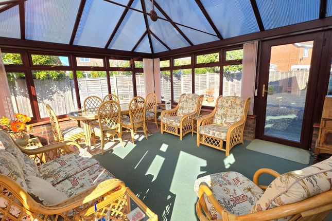 3, Mayflower Drive, Heckington photo 2