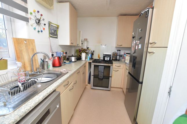 54, Fleming Way, Exeter photo 4