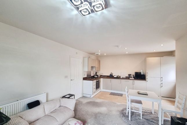 8, Foxglove Way, Doncaster photo 3