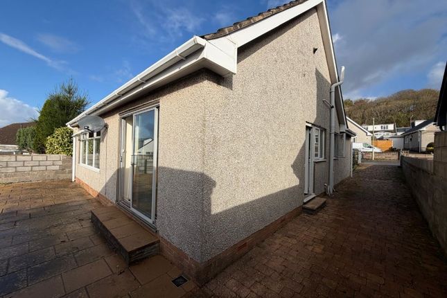 14, Willow Close, Porthcawl photo 5