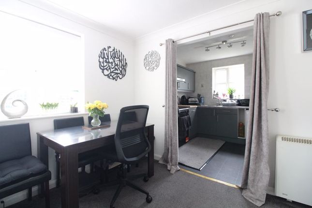 Maisonette for sale in The Ridings, Luton