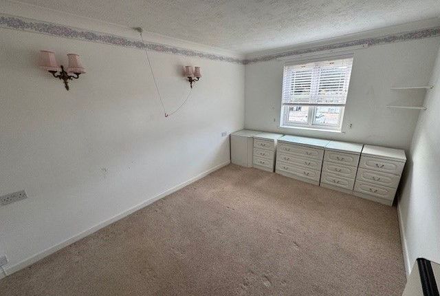 Tembani Court,Flat 42, Colin Road, Paignton photo 4