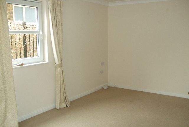2 Cedrus Court, Primrose Hill, Chelmsford photo 2