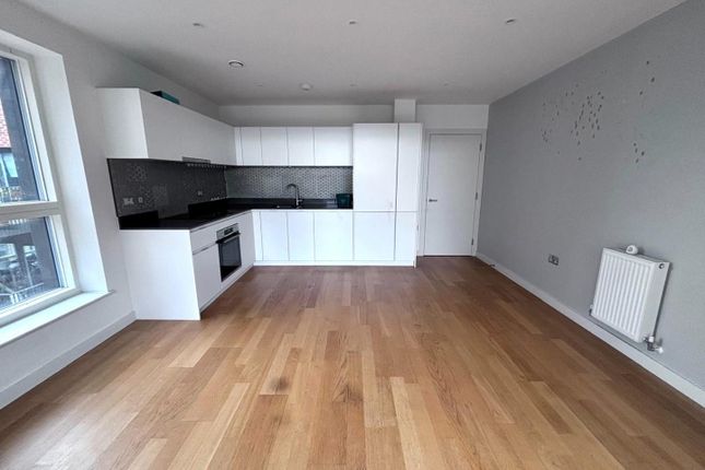 56 Bravey House, 5 Samara Drive, Southall photo 3