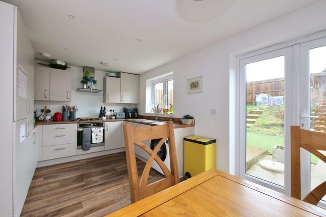 7 Vartenham Close, Sherborne photo 3