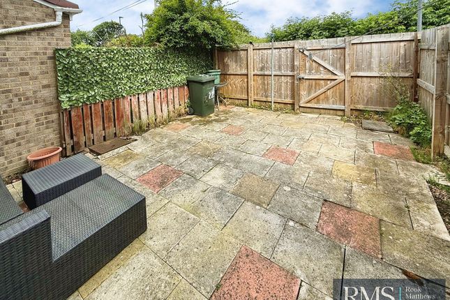 22, Clifton Court, Newcastle Upon Tyne photo 2
