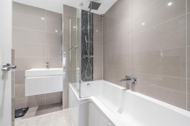 44, Samos Road, London photo 4