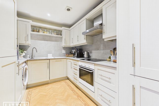 3, Maple Court, Prescot photo 3