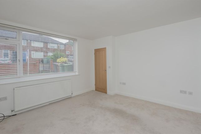 Town house for sale in Highfield Close, Wortley, Leeds