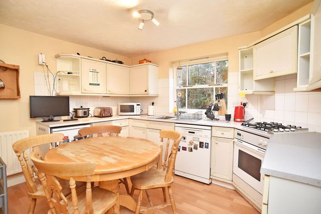 3 Rievaulx Close, Knaresborough photo 4