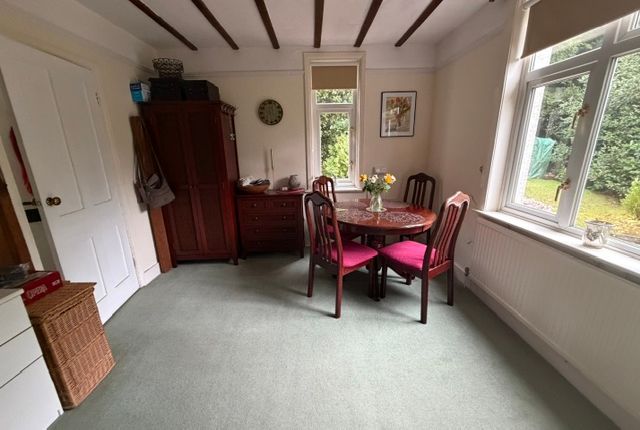Brae Cottage, Hermitage Lane, East Grinstead photo 4