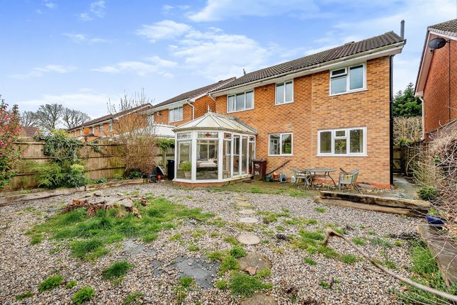 Detached house for sale in Hayes Walk, Smallfield, Horley