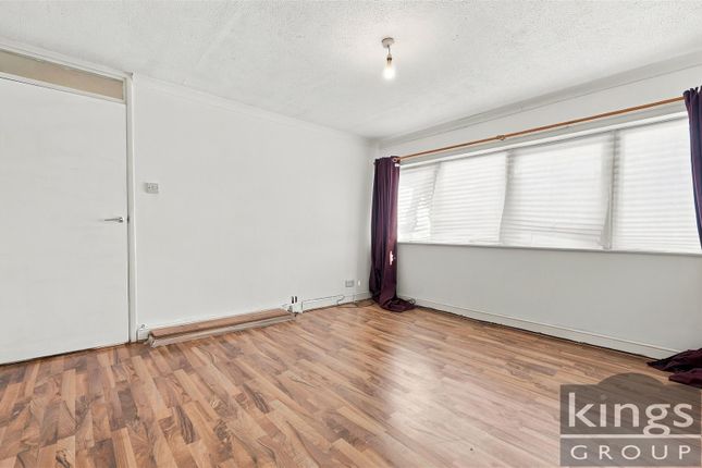 271G Bridge Court, High Street, Waltham Cross photo 4