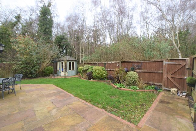 Thumbnail Property to rent in Woodland Chase, Croxley Green, Rickmansworth