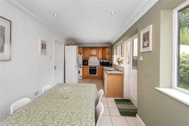 22, The Close, Bough Beech photo 3
