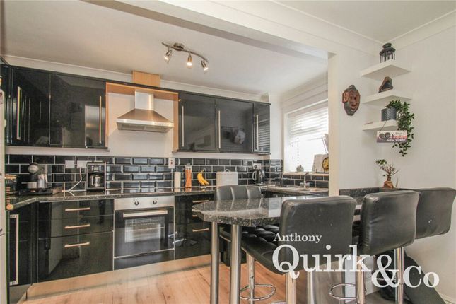 Flat Flat 12, 36, London Road, Benfleet photo 2