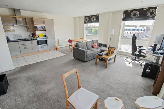 Apartment 32 The Space, Clarendon Avenue, Leamington Spa photo 4