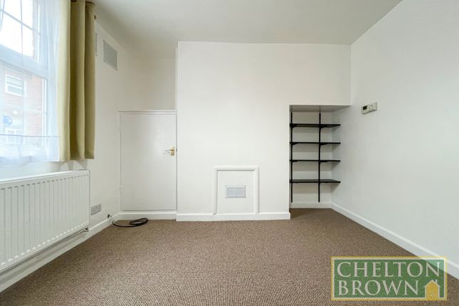 7, St James Street, Northants photo 4