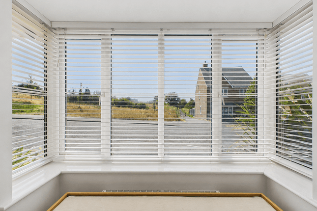37, Wallace Avenue, Botley, SOUTHAMPTON photo 4