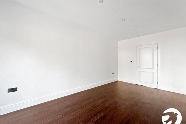 65, Eaglesfield Road, London photo 3