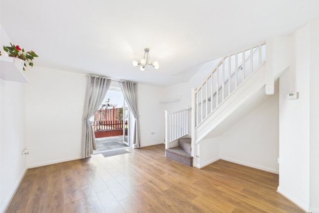 16, Kestor Close, Devon photo 3