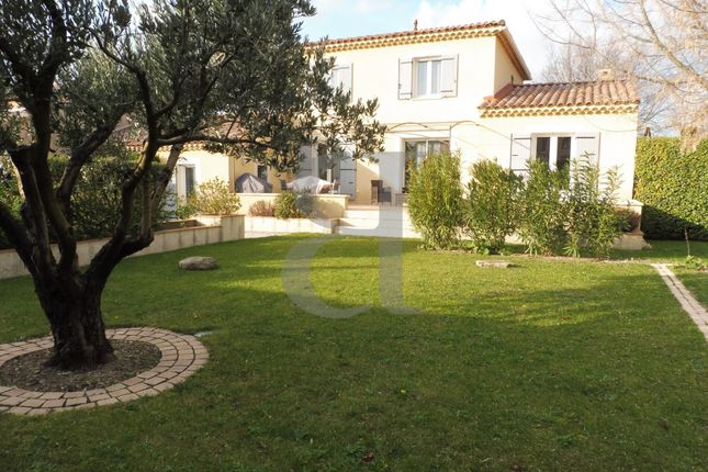 Thumbnail Villa for sale in Carpentras, Provence-Alpes-Cote D'azur, 84, France