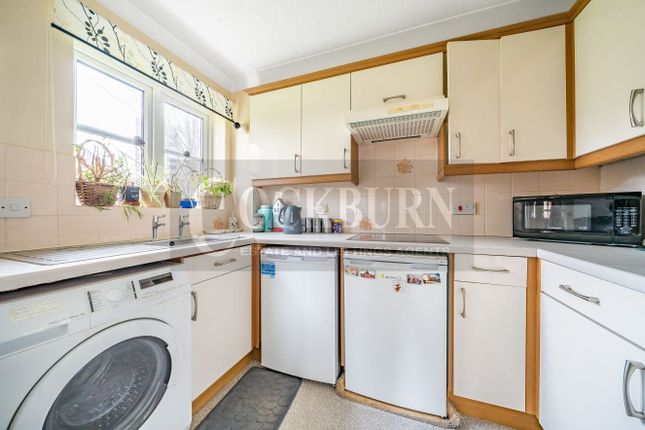 Flat for sale in Paxton Court, Marvels Lane