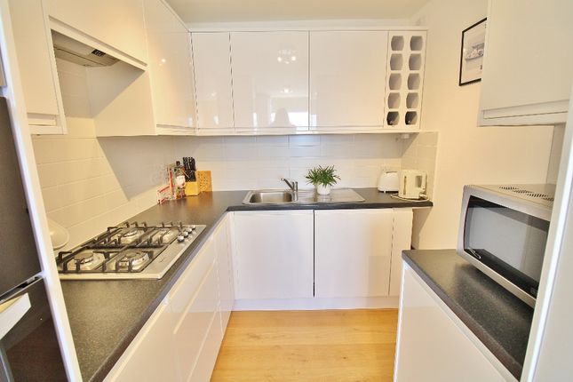 Flat 24 Arismore Court, 50-51, Marine Parade West, Lee-on-the-Solent photo 4