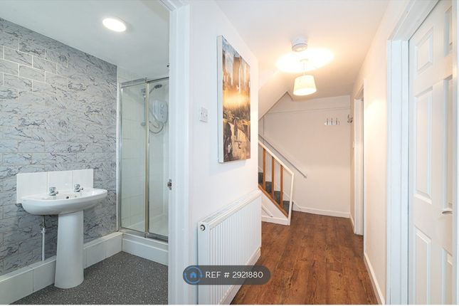 Great Gregorie, Basildon photo 2