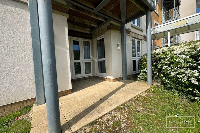 Flat for sale in 40 Hawkeswood Road, Southampton