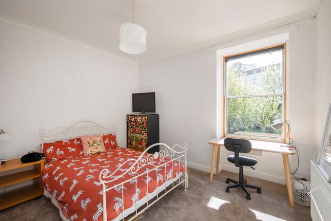 Flat for sale in 7/2 Admiralty Street, Leith, Edinburgh