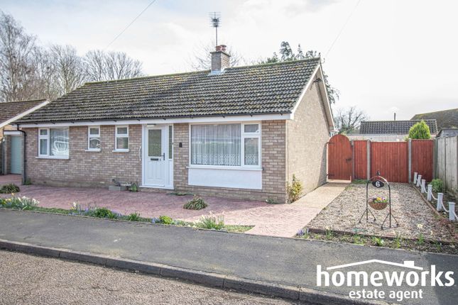 2-bed house on 6, The Oaks, Dereham, £275,000