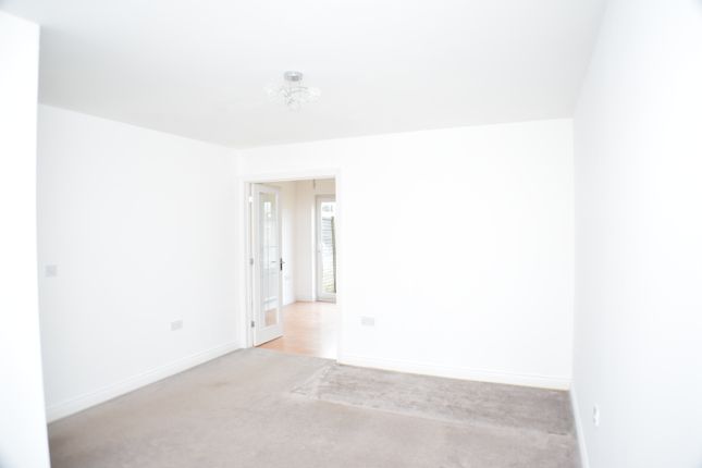 5, Scania Close, Bridgwater photo 2