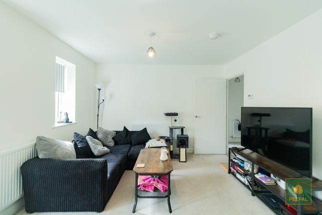 5, 1, Moor Close, Reading photo 4